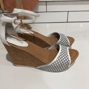 Kenneth Cole Reaction white wedge sandals
